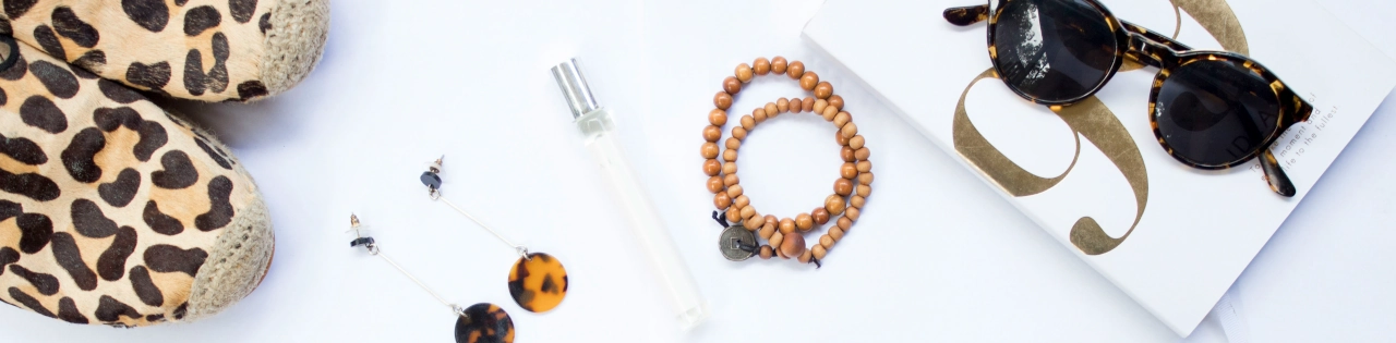 Κομψό και Βιώσιμο: 20 Οικολογικές Μάρκες Τσαντών & Αξεσουάρ